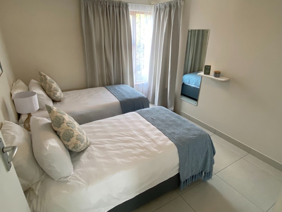 To Let 4 Bedroom Property for Rent in Bowtie Western Cape